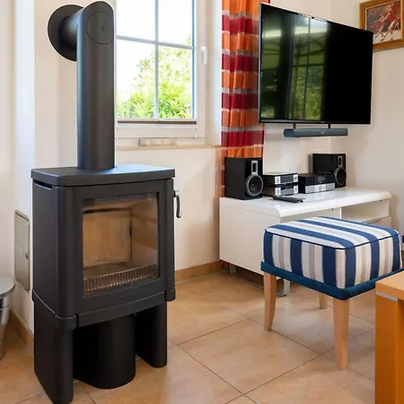 Reethaus Elster Mit Whirlpool Und Sauna By Interhome